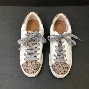 Women’s cheetah print/white lace up tennis shoes. Size 8.5